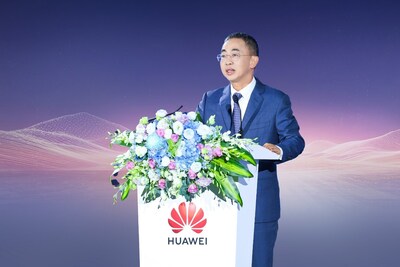 華為董事、華為數字能源總裁 侯金龍 (PRNewsfoto/Huawei Digital Power)